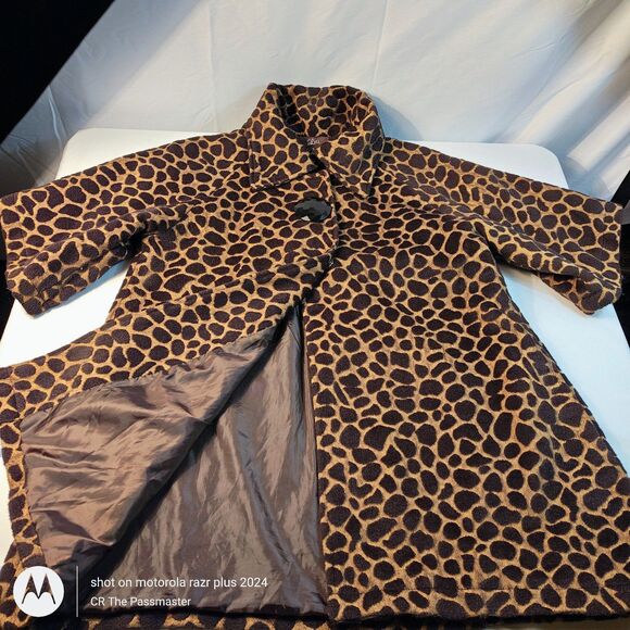 Women's Luii Giraffe Print Swing Coat US Size S *The Passmaster* - Picture 2 of 9